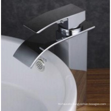 Contemporary High Body Bathroom Waterfall Faucet Mixer Tap (Qh0517h)